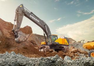 Pásová rypadla Volvo EC750E