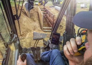 Pásová rypadla Volvo ECR355EL