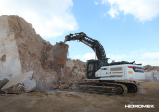 Pásová rypadla Hidromek HMK 390 LC HD