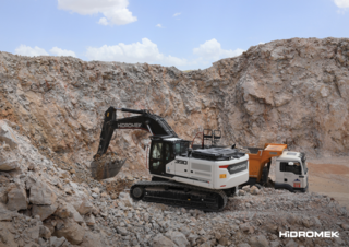 Pásová rypadla Hidromek HMK 390 NLC