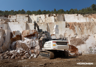 Pásová rypadla Hidromek HMK 390 NLC
