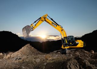 Pásová rypadla JCB JS260NLC