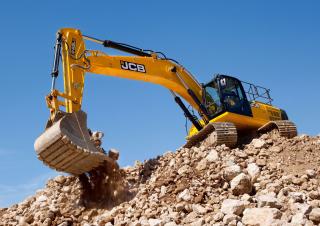 Pásová rypadla JCB JS370 LC
