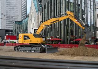 Pásová rypadla Liebherr R 920 Compact