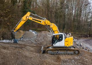 Pásová rypadla Liebherr R 926 Compact Litronic 