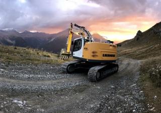 Pásová rypadla Liebherr R 936 Compact Litronic 