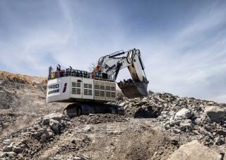 Pásová rypadla Liebherr R 9600
