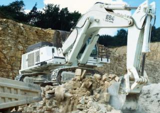 Pásová rypadla Liebherr R984C