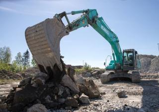 Pásová rypadla Kobelco SK 260 NLC 10