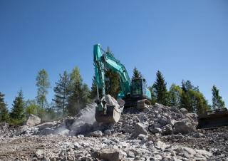 Pásová rypadla Kobelco SK 300 NLC 10