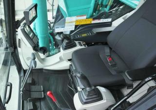 Pásová rypadla Kobelco SK 300 NLC 10E