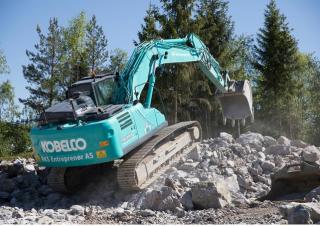 Pásová rypadla Kobelco SK 300 NLC 10E