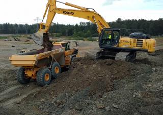 Pásová rypadla Kobelco SK 500 LC 10