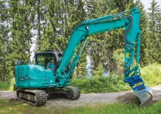 Pásová rypadla Kobelco SK 85 MSR 3