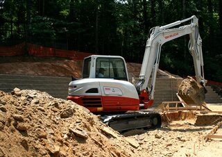 Pásová rypadla Takeuchi TB 285