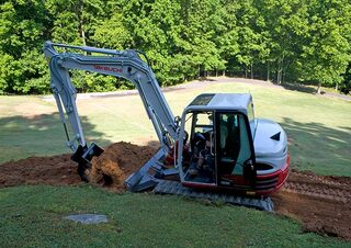 Pásová rypadla Takeuchi TB 285