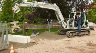 Pásová rypadla Takeuchi TB290
