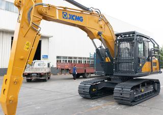 Pásová rypadla XCMG XE180F