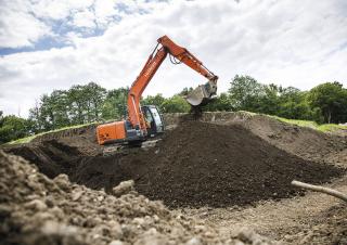 Pásová rypadla Hitachi ZX 130 LCN-5 B