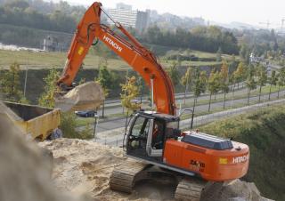 Pásová rypadla Hitachi ZX 250 LC-3