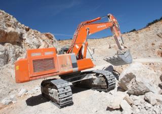 Pásová rypadla Hitachi ZX 520 LCH-3