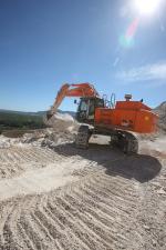 Pásová rypadla Hitachi ZX 520 LCH-3