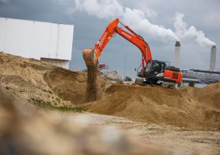Pásová rypadla Hitachi ZX300LC-6