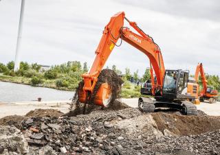 Pásová rypadla Hitachi ZX300LC-6