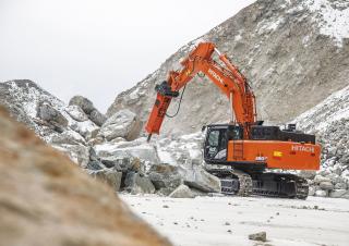 Pásová rypadla Hitachi ZX490LCH-6