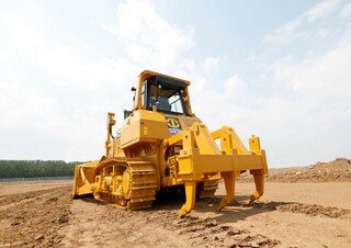 Pásové buldozery SEM 822D DS