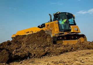 Pásové buldozery Caterpillar D4 XL