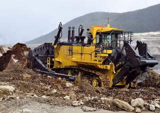 Pásové buldozery Komatsu D375A-8E0