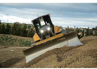 Pásové buldozery Caterpillar D5 VPAT
