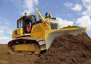 Pásové buldozery Komatsu D65EXi-18E0