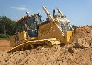 Pásové buldozery Komatsu D65PX-18E0