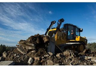 Pásové buldozery Caterpillar D6R2 LGP