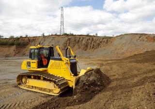 Pásové buldozery Komatsu D85EXi-18E0