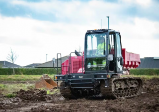 Pásové dumpery Yanmar C50R-5A  