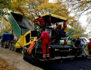 Pásové finišery Bomag BF 700 C 2 S 500
