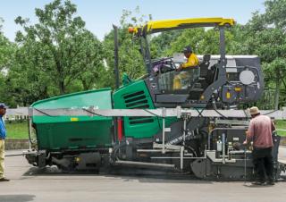 Pásové finišery Vögele Super 1800-3 SprayJet