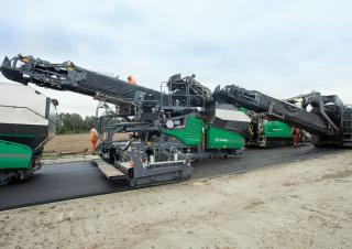 Pásové finišery Vögele Super 2100-3i IP