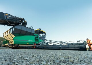 Pásové finišery Vögele Super 3000-3i