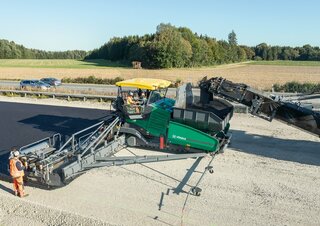 Pásové finišery Vögele Super 3000-3i