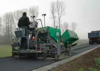 Pásové finišery Vögele Super 800