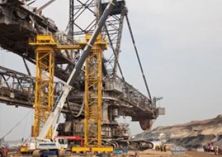 Pásové jeřáby s teleskopickým výložníkem Liebherr LTR 1100