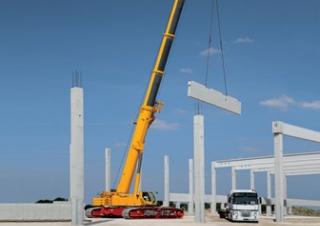 Pásové jeřáby s teleskopickým výložníkem Liebherr LTR 1220