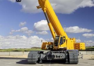 Pásové jeřáby s teleskopickým výložníkem Liebherr LTR 1220
