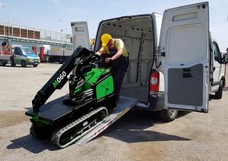 Pásové jeřáby s teleskopickým výložníkem BG Lift M 060 Li-ion