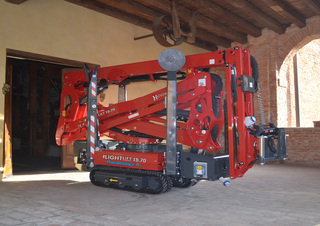 Kloubové pracovní plošiny Pásové kloubové pracovní plošiny Hinowa Lightlift 15.70 Performance IIIS