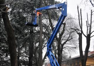 Kloubové pracovní plošiny Pásové kloubové pracovní plošiny CTE Traccess 230